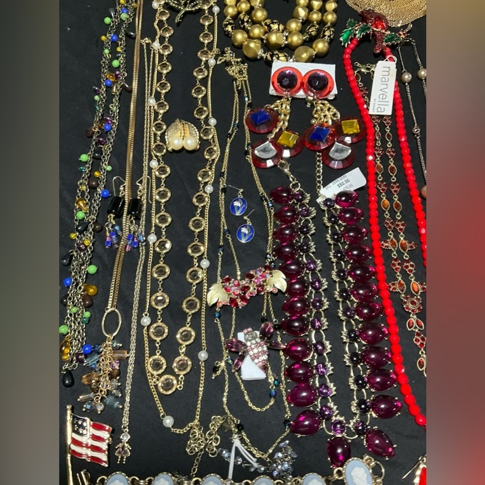 🧨 2 LB ALL SIGNED/HIGH END Jewelry Lot~MOST necklaces signed +earrings bracelets - Picture 9 of 9
